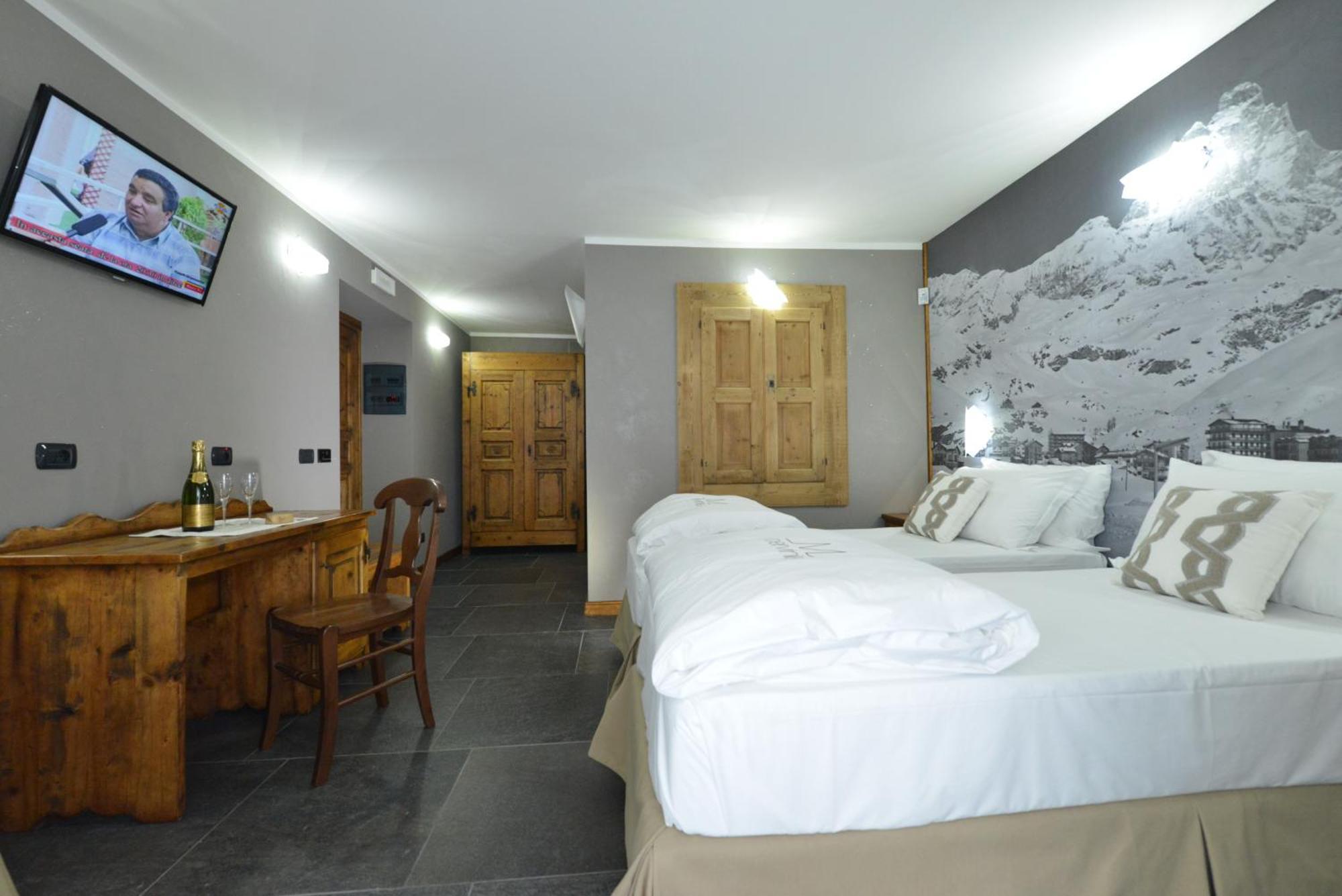 Mollino Rooms Breuil-Cervinia Exterior photo